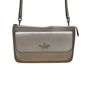 Kate Spade Beige & White Pebbled Leather Front Pocket Leila Crossbody Bag Sz S